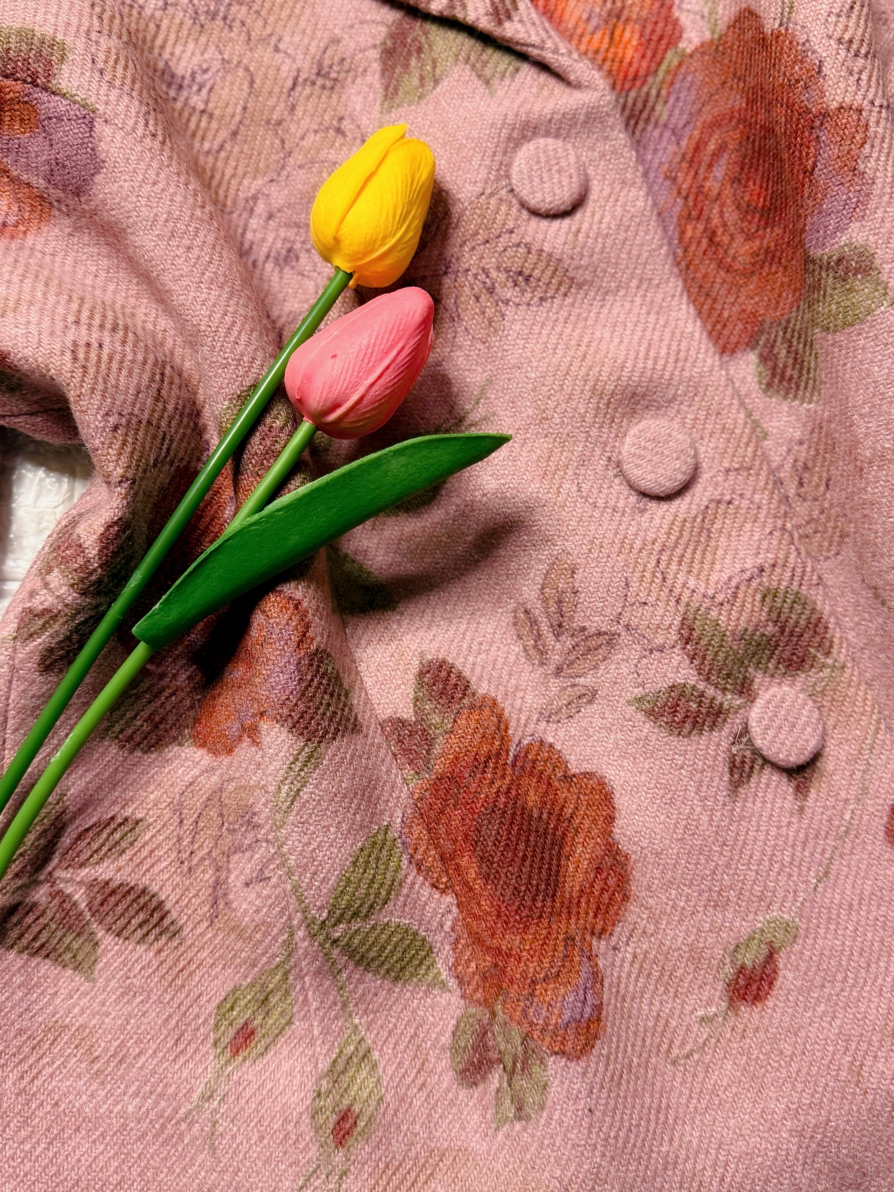 Vintage rose print blazer