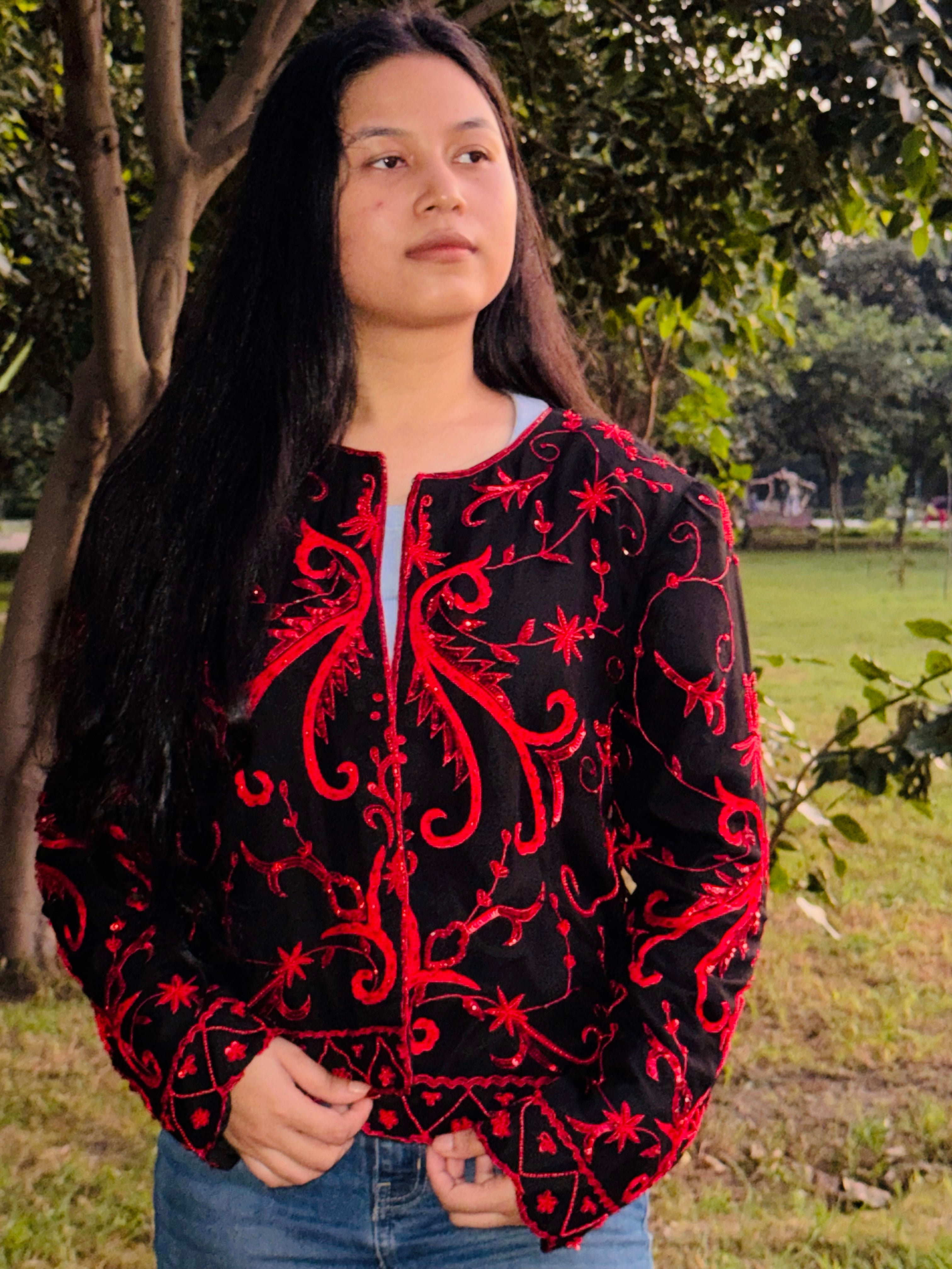 Andretta Donatello handwork embroidery jacket with beautiful bead work detailing