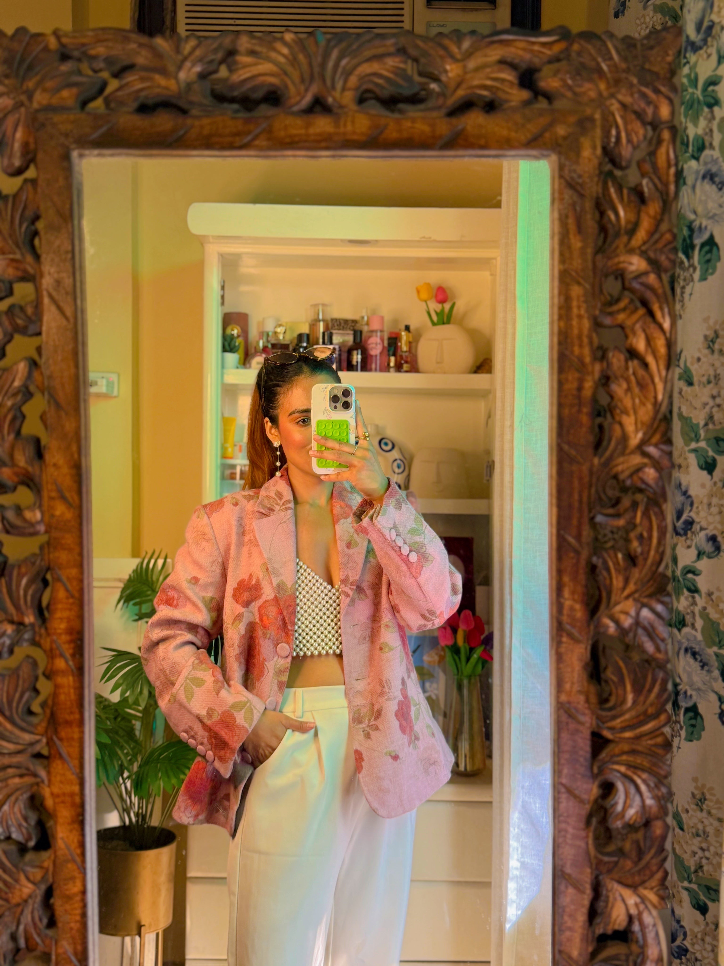 Vintage rose print blazer