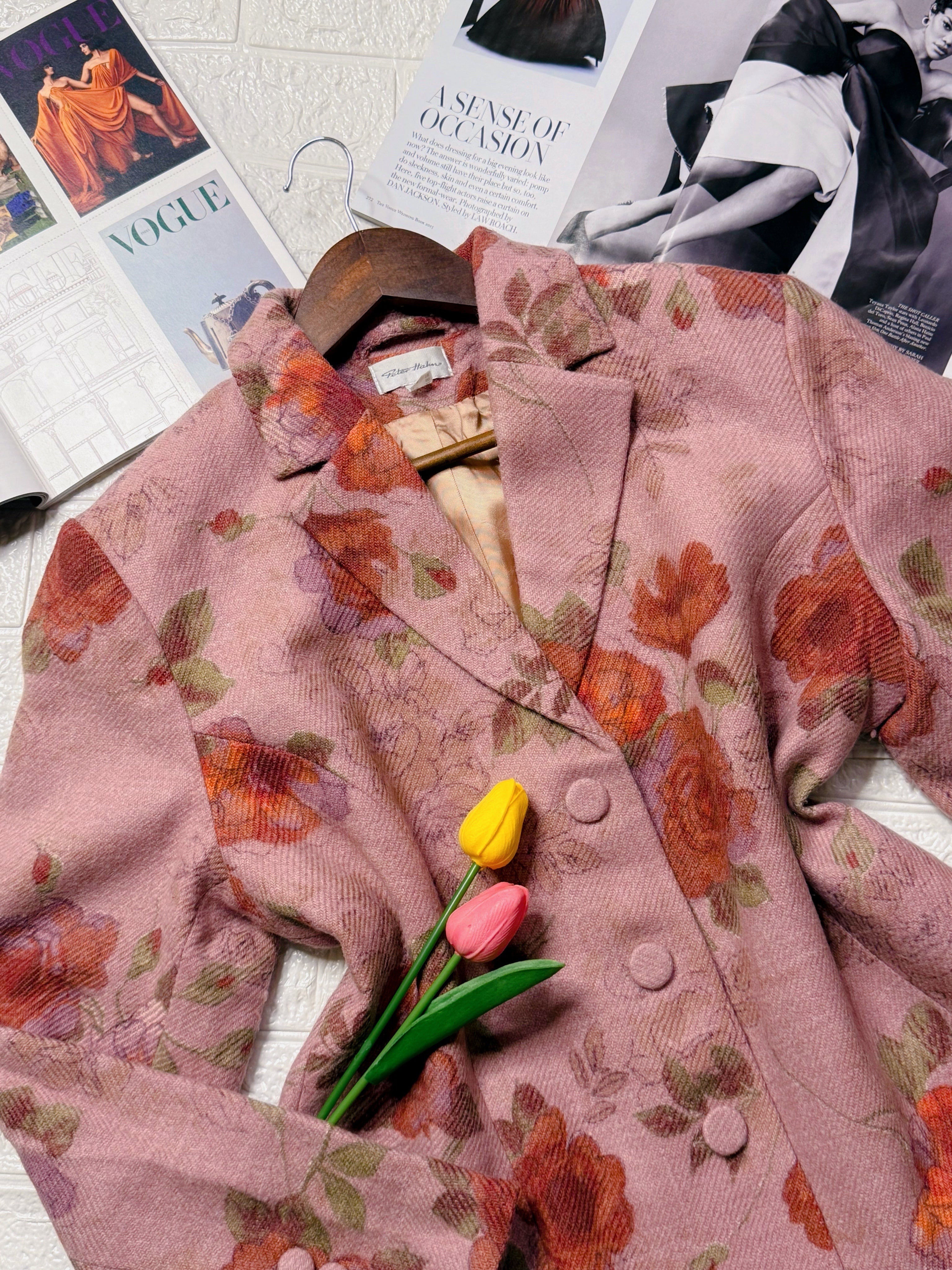 Vintage rose print blazer