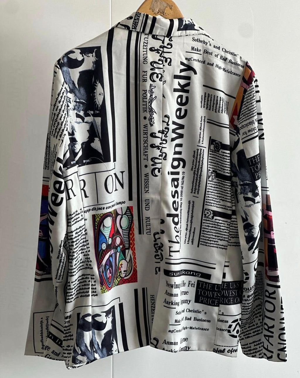 Newspaper Print Lapel Graphic Blazer